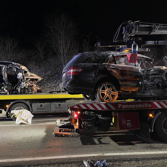 Unfall fordert 3 Tote