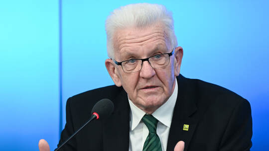 Regierungs-Pressekonferenz