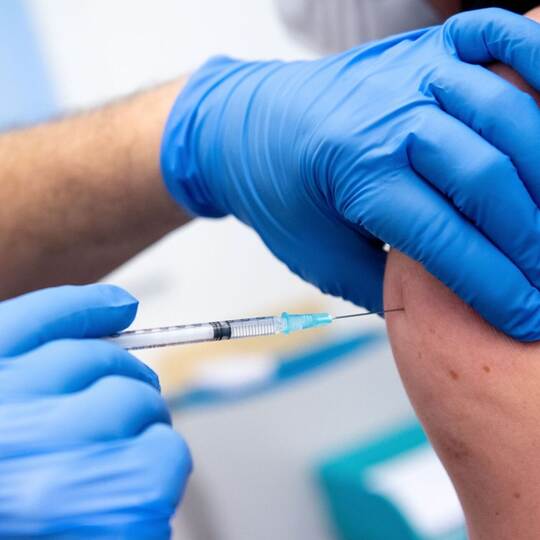 Einrichtungsbezogene Impfpflicht Einrichtungsbezogene Impfpflicht