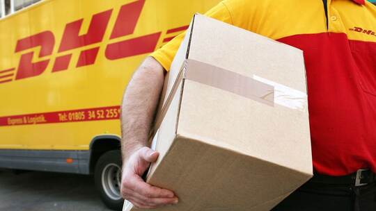 DHL startet Paketversand zum Wunschtermin DHL startet Paketversand zum Wunschtermin