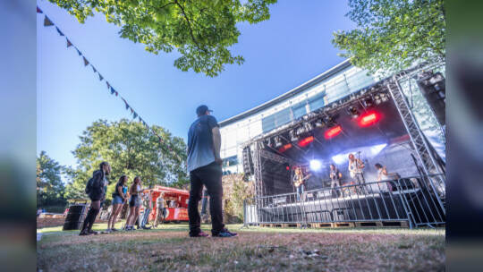 Schlosspark Open The Lions Rage