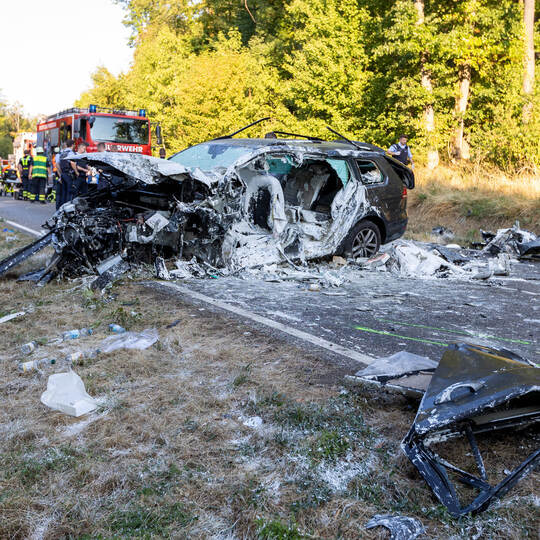 Verkehrsunfall B10 Ersinger Kreuz