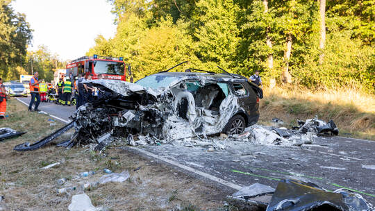 Verkehrsunfall B10 Ersinger Kreuz