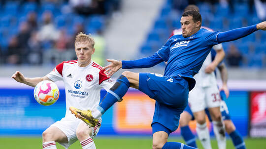 GES/ Fussball/ KSC - 1.FC Nuernberg, 02.10.2022