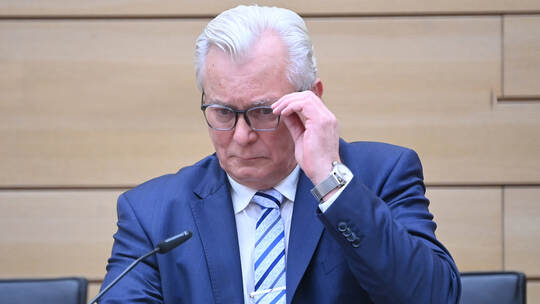 AfD-Fraktionschef Gögel tritt nach Strafbefehl zurück