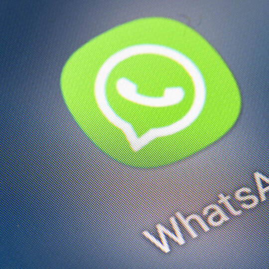 Urteil: Ist eine Kündigung per WhatsApp gültig?