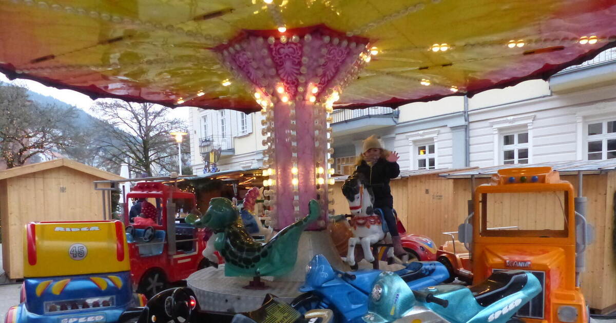 Märchenhafter Auftakt Bad Wildbader Weihnachtsmarkt lässt Besucher