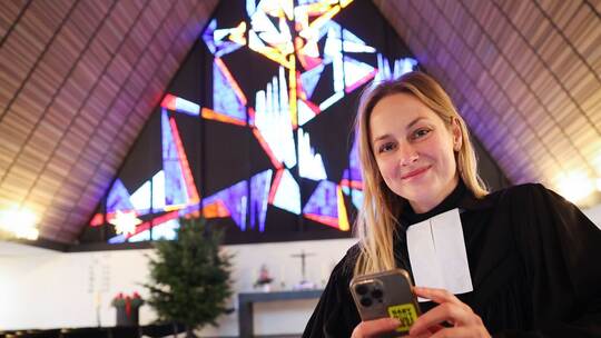 Pastorin Josephine Teske