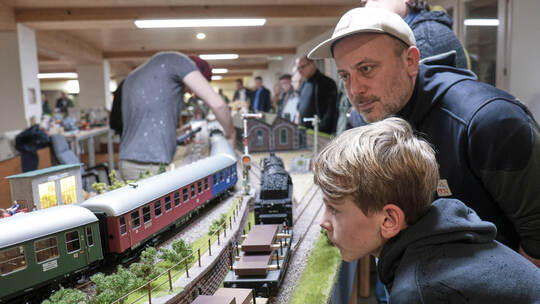 Eisenbahntag der Eisenbahnfreunde im Weißensteiner Bahnhof.