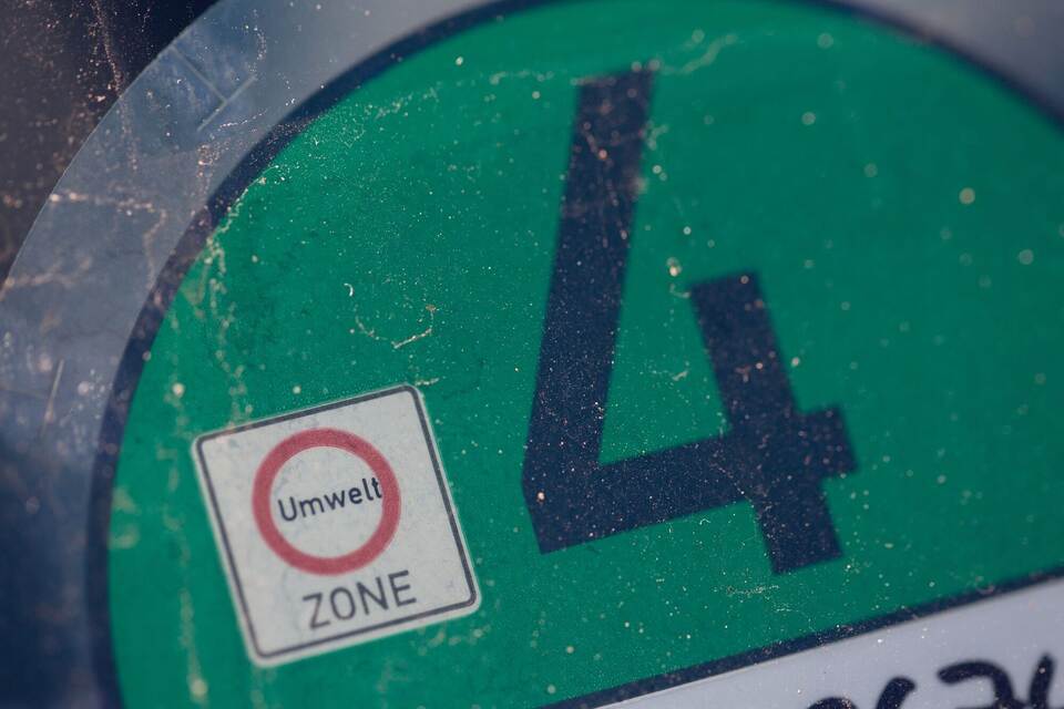 Grune 4 Plakette
