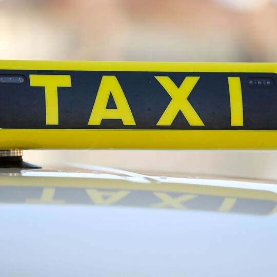Taxi