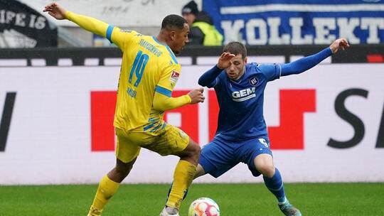 Karlsruher SC - Eintracht Braunschweig Karlsruher SC - Eintracht Braunschweig