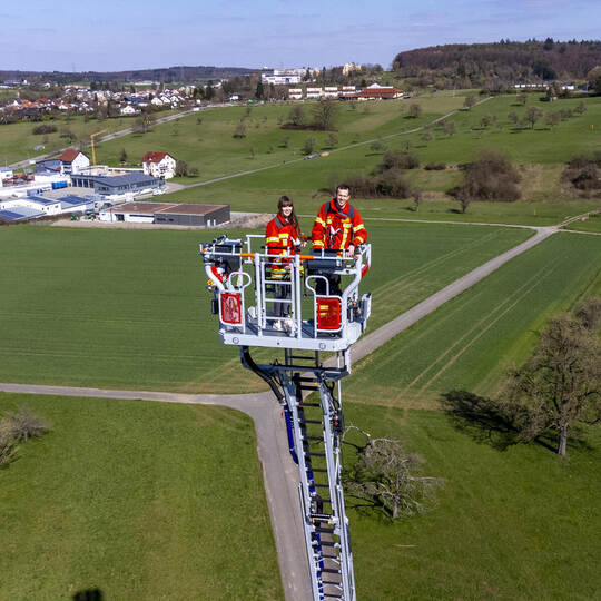 Feuerwehr Öschelbronn Drehleiter Übung Reportage