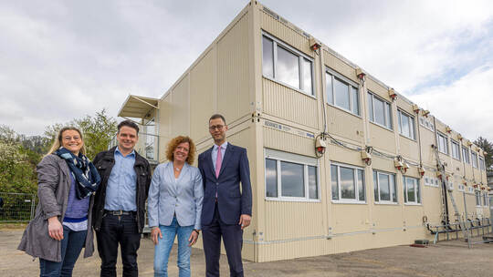 Flüchtlingsunterkunft Niefern Vorort