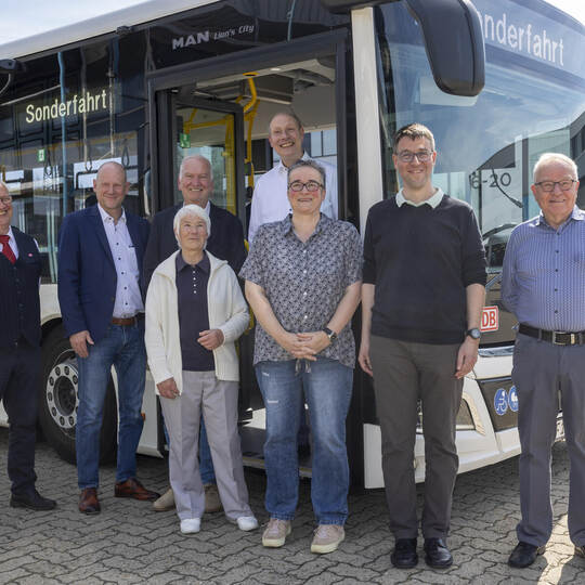 Neue Hybrid Busse im Stadtverkehr