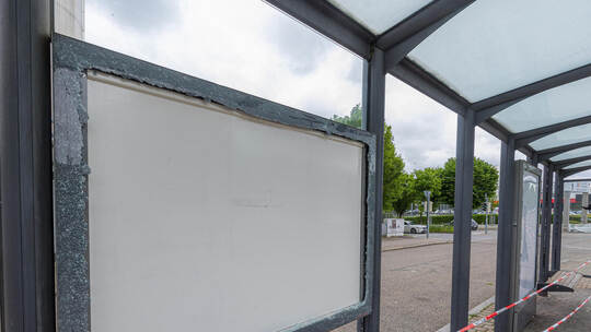 Vandalismus Bushaltestelle Östliche