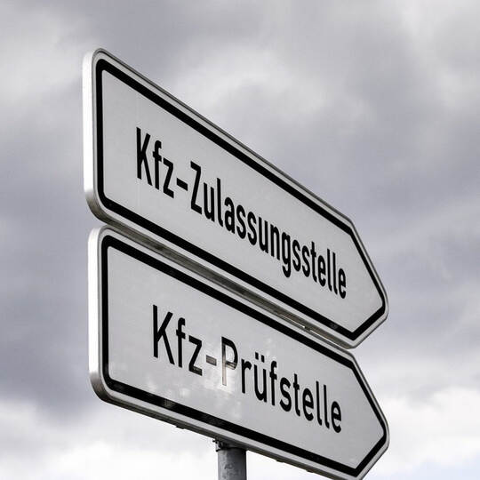 KFZ-Zulassungsstelle