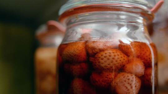 Hersteller der Weck-Gläser meldet Insolvenz an