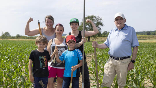 Vorbereitungen Maislabyrinth Eutingen