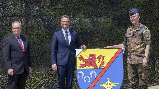 Feierliche Eröffnung Bundeswehr Depot Huchenfeld