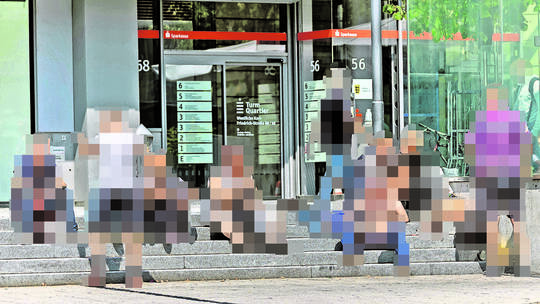 Leopoldsplatz Party People