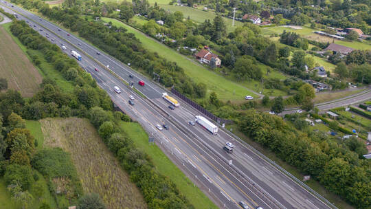 A8 Zwischen West und Nord
