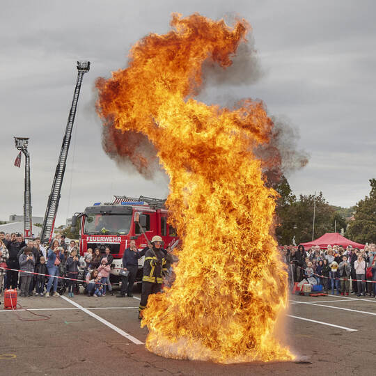 Leistungsschau der Feuerwehrverbände Pforzheim und Enzkreis auf dem Messplatz.