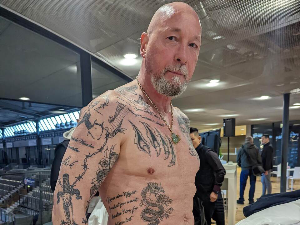 Der gewaltige Uwe Hück Film über Pforzheimer Stadtrat schonungslos