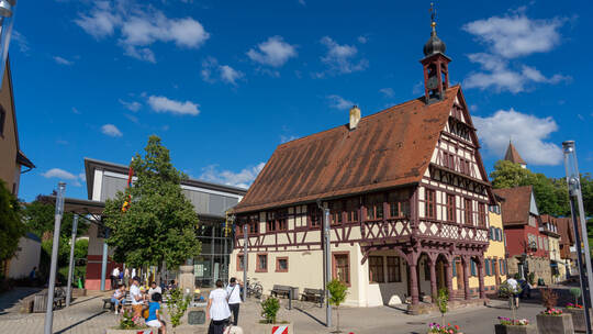 Wahl des Bürgermeisters in Königsbach Stein