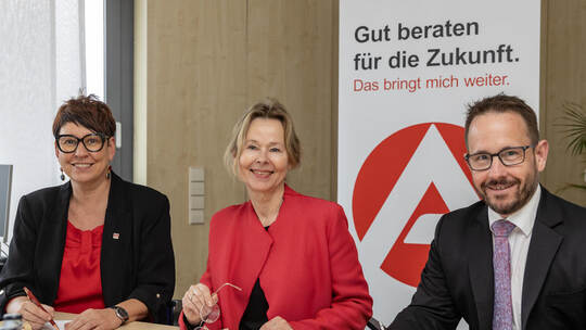 Agentur für Arbeit Unterzeichnung Kooperationsvereinbarung
