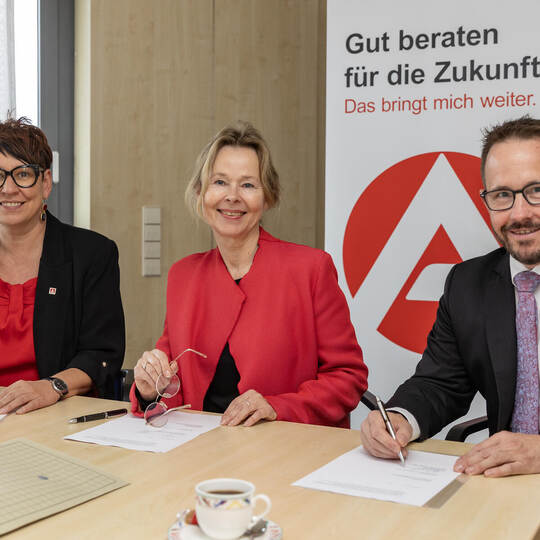 Agentur für Arbeit Unterzeichnung Kooperationsvereinbarung