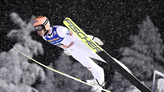 Ski-Weltcup in Ruka - Skispringen