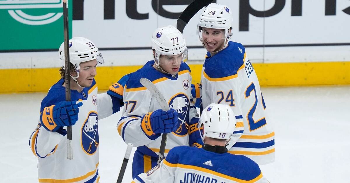 NHL Peterka gewinnt mit Buffalo beim StanleyCupSieger Sport