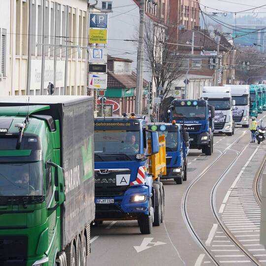Demo-Zug in Stuttgart