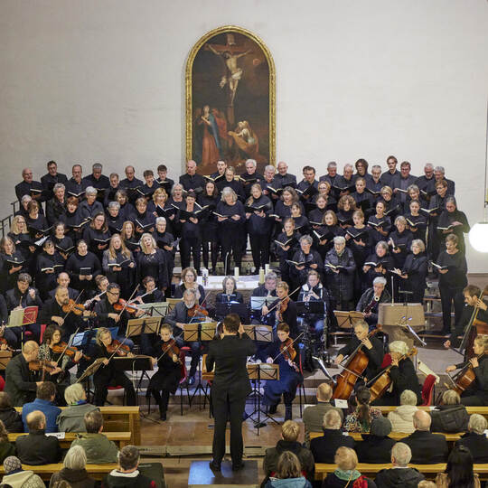 Katholische Kirche St. Bernhard. Weihnachtskonzert der Kantorei Maulbronn. Johann Sebastian Bach: "Weihnachtsoratorium". Leitung
