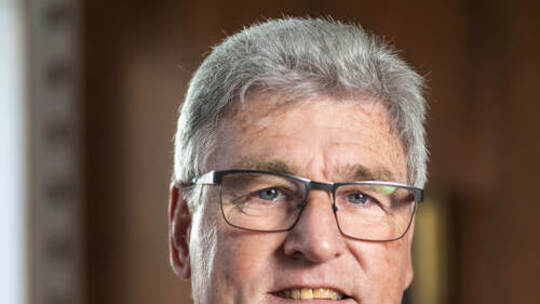 Portrait Interview Gušnter Hujara