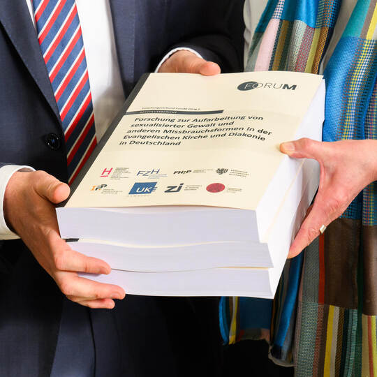 Vorstellung Studie zu Missbrauch in evangelischer Kirche