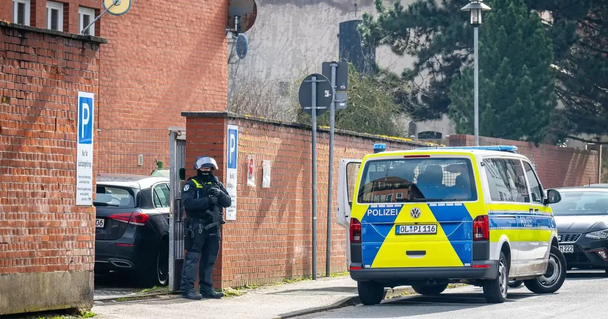 Großes Polizeiaufgebot am Amtsgericht Verden BadenWürttemberg