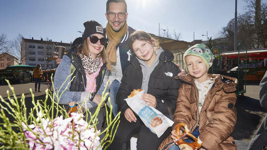 Wochenmarkt auf dem Turnplatz erstmals mit einem rollenden Supermarkt