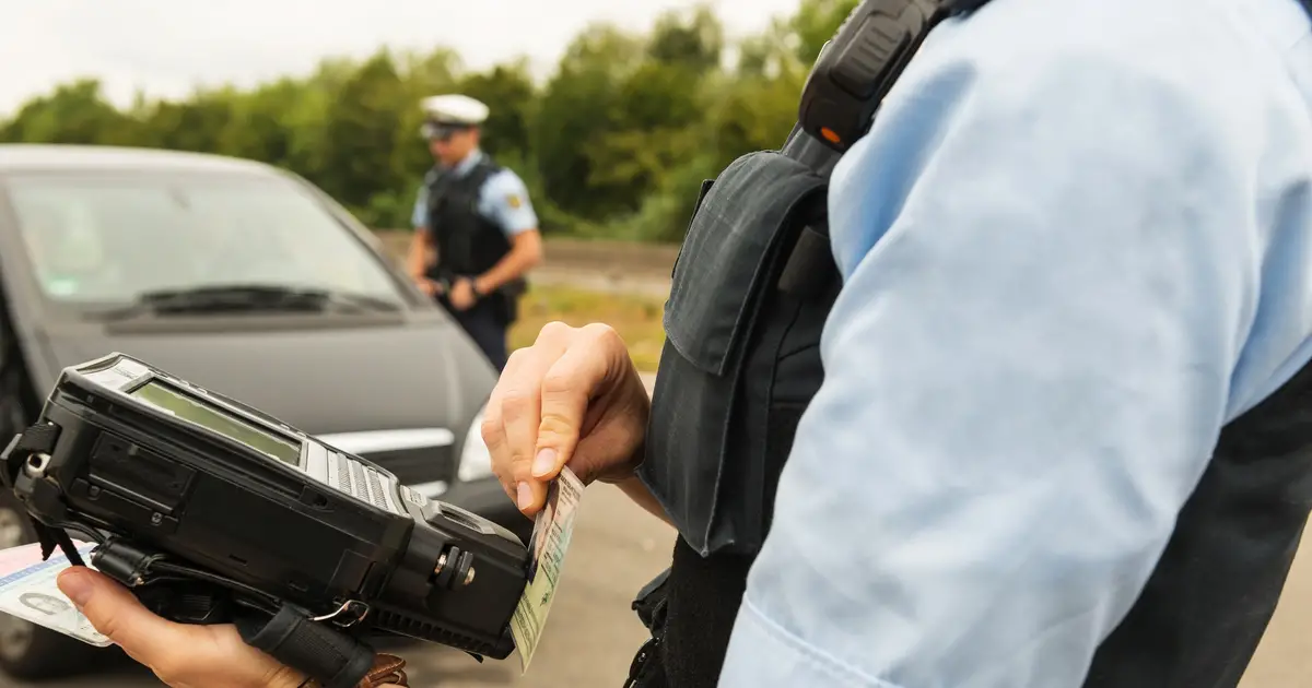 Autofahrer ohne Führerschein mit 3,1 Promille unterwegs durch Pforzheim Pforzheim