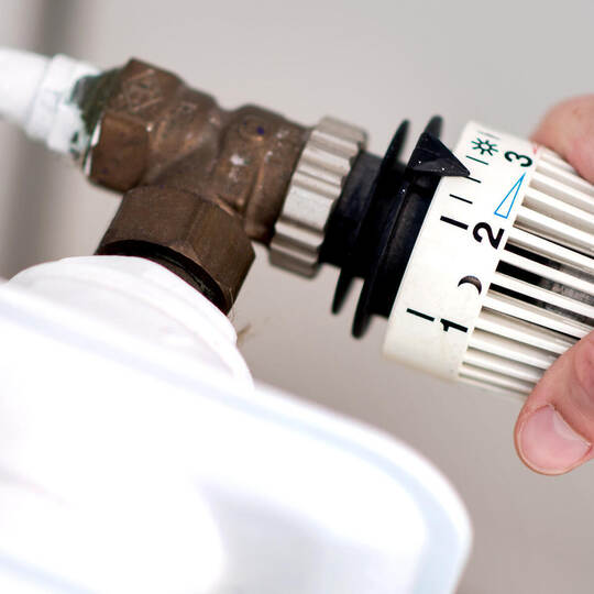 Deutsche zahlen deutlich mehr für Energie als vor drei Jahren