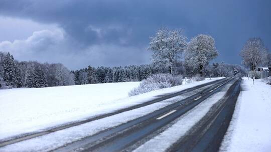 Schnee auf der Schwäbischen Alb