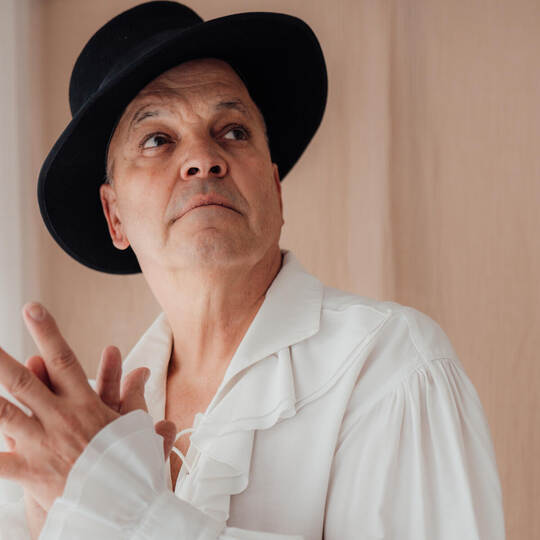 Luis Vicario