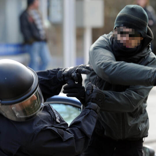 Gewalt gegen Polizisten
