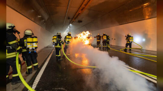 Großübung Feuerwehr Arlinger Tunnel