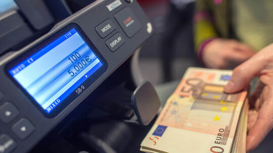 Illustration - Bargeldlimit von 5000 Euro