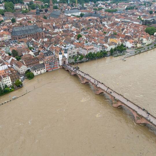 Hochwasser in Baden-Württemberg - Heidelberg Hochwasser in Baden-Württemberg - Heidelberg
