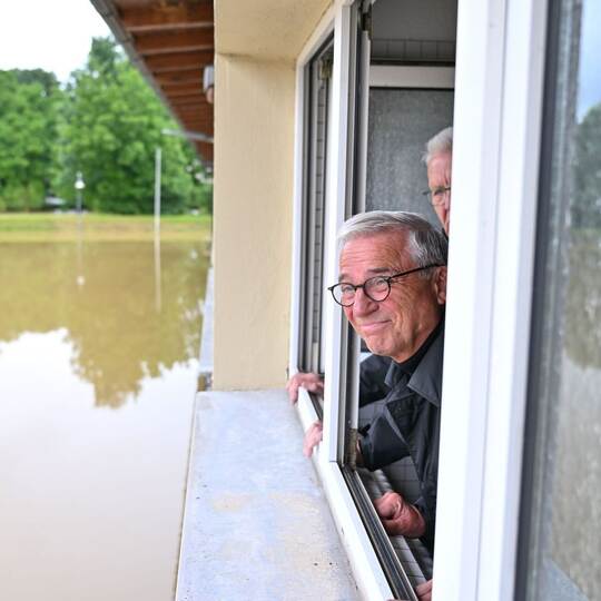 Hochwasser in Baden-Württemberg - Meckenbeuren Hochwasser in Baden-Württemberg - Meckenbeuren