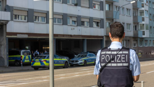 Polizei Großeinsatz Habermehlstraße