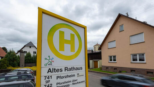 Hamberg Bushaltestelle Altes Rathaus